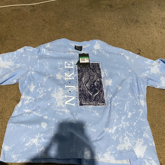 Nike Women’s Sportswear Essential - Picture 1 of 11